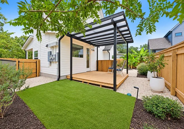 Photo 3 of Single family home for sale at 7307 Northcrest Blvd #2, Austin, TX 78752 | MLS# 5375944 | Listing updated on 2026-09-22