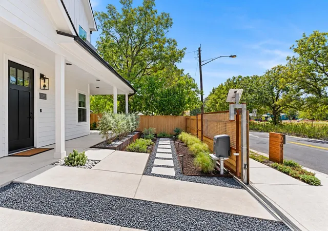 Photo 4 of Single family home for sale at 7307 Northcrest Blvd #2, Austin, TX 78752 | MLS# 5375944 | Listing updated on 2026-09-22