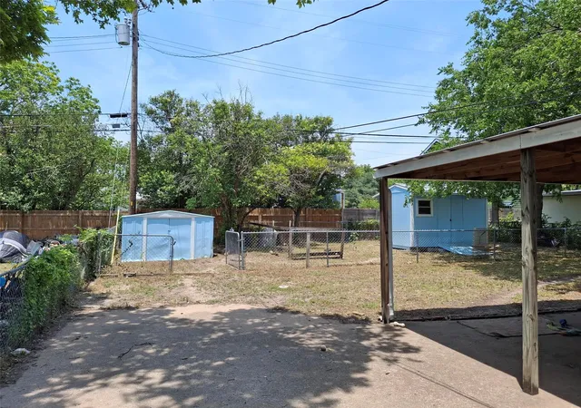 Photo 3 of Single family home for sale at 7520 Delafield Ln, Austin, TX 78752 | MLS# 9726932 | Listing updated on 2026-09-22