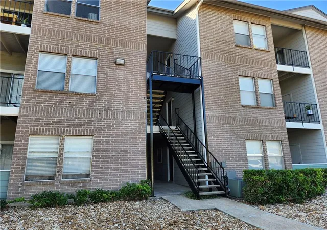 Photo 3 of Condo for sale at 12166 Metric Blvd #220, Austin, TX 78758 | MLS# 3746212 | Listing updated on 2026-10-19