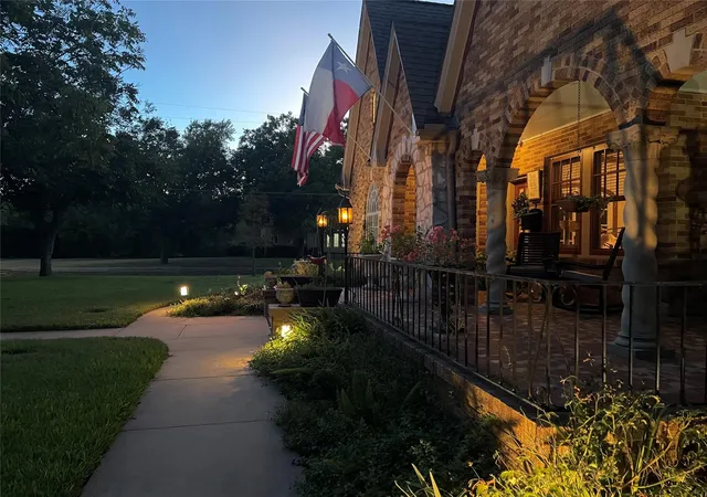 Photo 2 of Single family home for sale at 710 W 11th Street, Taylor, TX 76574 | MLS# 2394832 | Listing updated on 2026-10-04