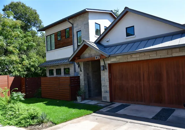 Photo 1 of Condo for sale at 901 Bouldin Ave #A, Austin, TX 78704 | MLS# 7142356 | Listing updated on 2026-10-01