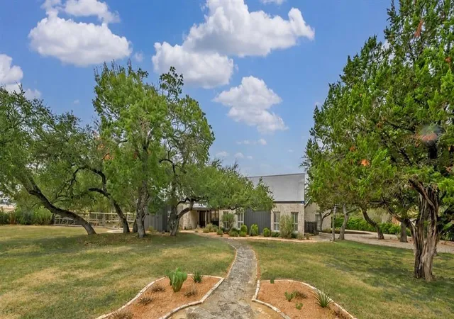 Photo 1 of Single family home for sale at 188 Broken Lance Dr, Dripping Springs, TX 78620 | MLS# 6282201 | Listing updated on 2026-10-27