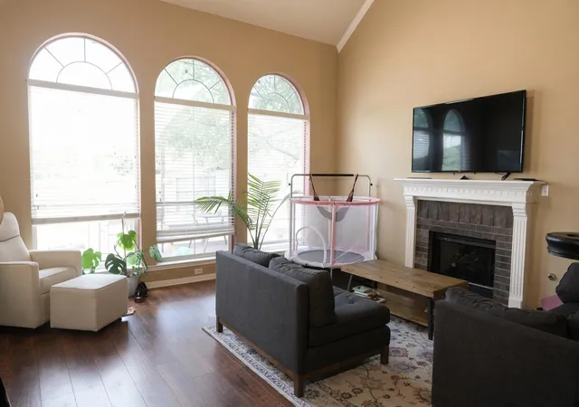 Photo 3 of Single family home for sale at 1525 Visalia Ln, Austin, TX 78727 | MLS# 8840809 | Listing updated on 2026-09-22