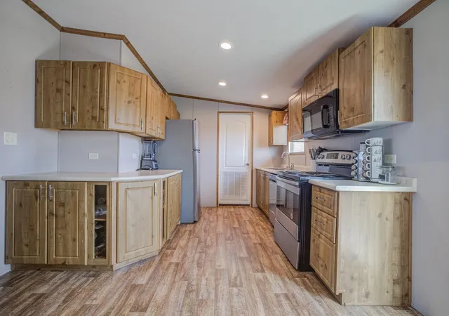 Photo 4 of Manufactured home for sale at 535 Conchas St, Kyle, TX 78640 | MLS# 8057369 | Listing updated on 2026-10-25