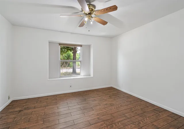 Photo 4 of Sale Pending at 1705 Golden Vista Dr, Georgetown, TX 78628 | MLS# 4713257 | Listing updated on 2026-10-08
