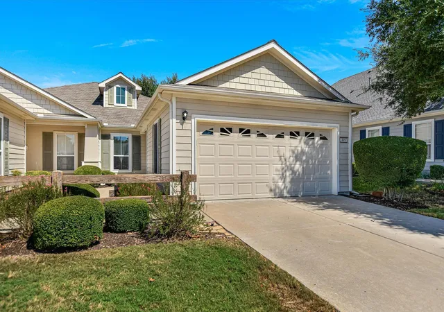 Photo 1 of Single family home for sale at 215 Bonham Loop, Georgetown, TX 78633 | MLS# 9570942 | Listing updated on 2026-10-04