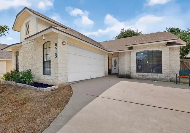 Photo 2 of Single family home for sale at 8525 Birmingham Dr, Austin, TX 78748 | MLS# 7194612 | Listing updated on 2026-10-10