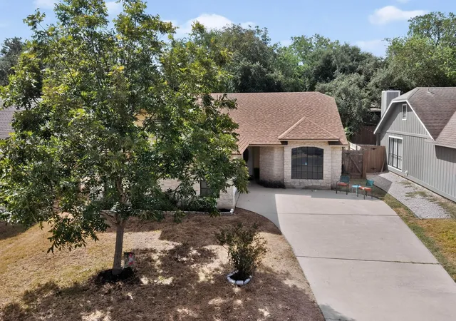 Photo 3 of Single family home for sale at 8525 Birmingham Dr, Austin, TX 78748 | MLS# 7194612 | Listing updated on 2026-10-10