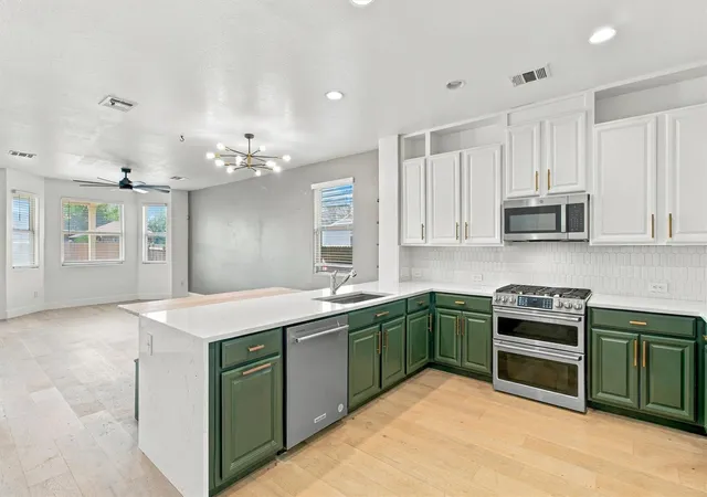 Photo 4 of Single family home for sale at 231 Fletcher Bnd, Buda, TX 78610 | MLS# 3798293 | Listing updated on 2026-09-22
