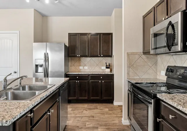 Photo 4 of Single family home for sale at 12300 Riprap Dr, Manor, TX 78653 | MLS# 1351788 | Listing updated on 2026-09-30
