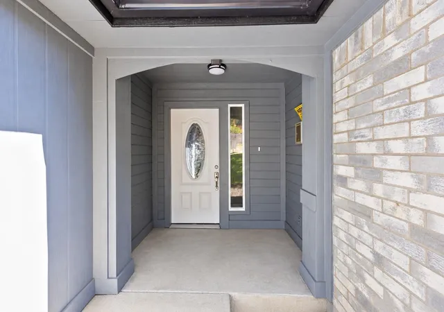 Photo 2 of Single family home for sale at 5708 Lark Crk Dr, Austin, TX 78744 | MLS# 2601192 | Listing updated on 2026-10-01