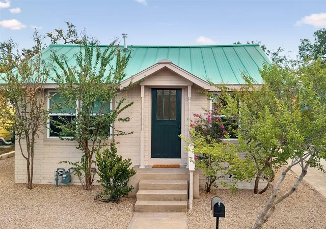 Single family home for sale at 1613 W 10th Street, Austin, TX 78703 | MLS# 4528946