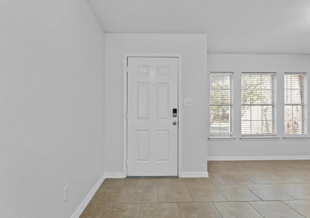Photo 2 of Single family home for sale at 551 Whispering Holw Dr, Kyle, TX 78640 | MLS# 3383446 | Listing updated on 2026-10-08