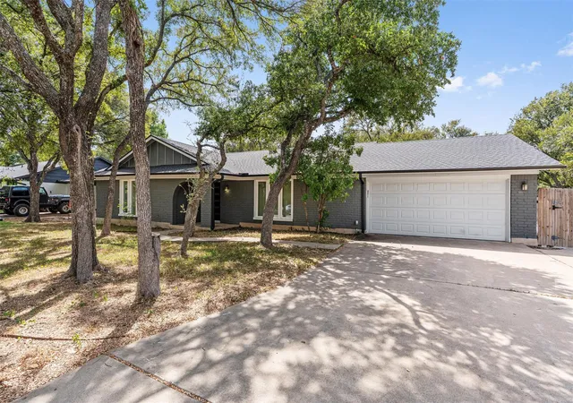 Photo 3 of Single family home for sale at 1002 Penny Ln, Round Rock, TX 78681 | MLS# 8457040 | Listing updated on 2026-09-26