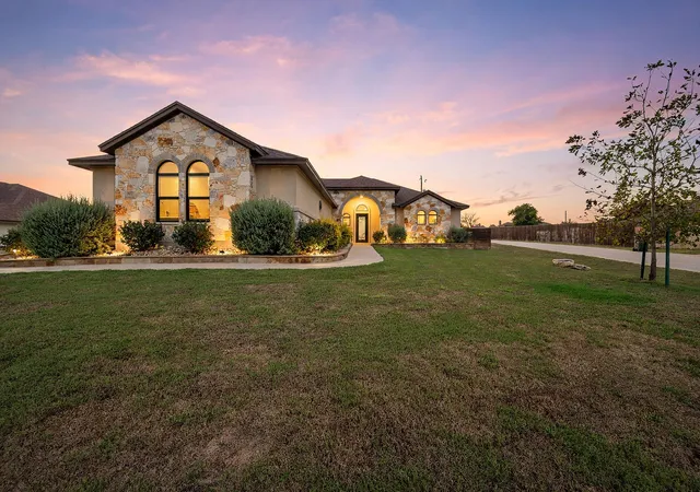 Single family home for sale at 307 Bluestem Cv, Georgetown, TX 78633 | MLS# 4358033
