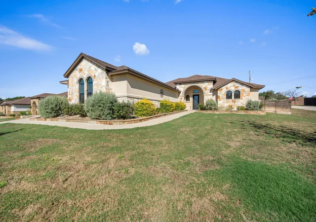 Photo 1 of Single family home for sale at 307 Bluestem Cv, Georgetown, TX 78633 | MLS# 4358033 | Listing updated on 2026-10-10