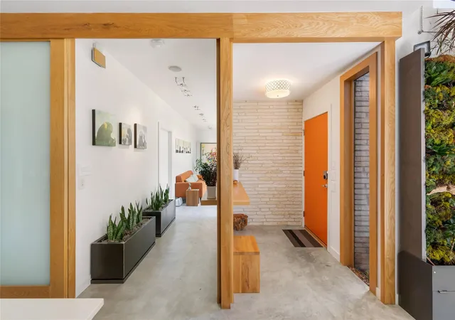 Photo 2 of Single family home for sale at 1117 Stobaugh St, Austin, TX 78757 | MLS# 3980703 | Listing updated on 2026-10-05