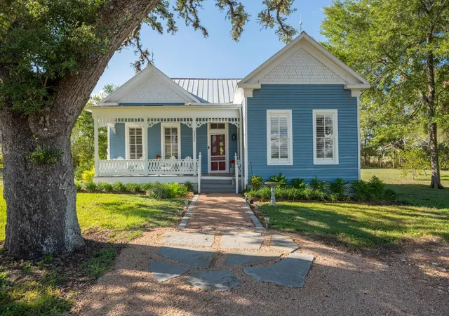 Photo 1 of Single family home for sale at 2326 Tx 237, Round Top, TX 78954 | MLS# 4340525 | Listing updated on 2026-10-03