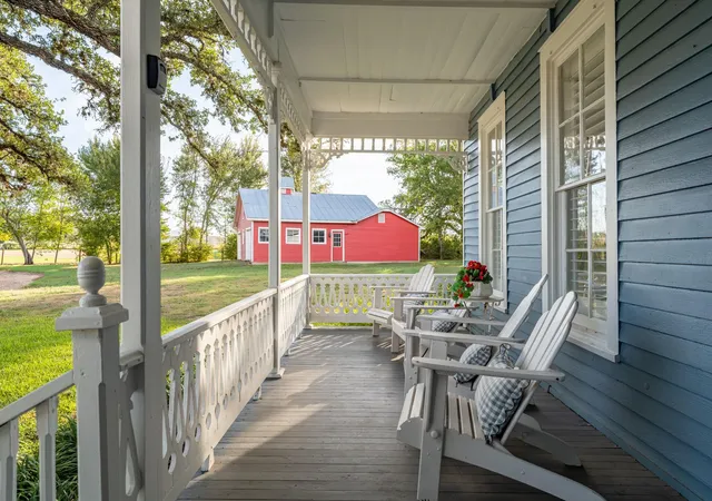 Photo 3 of Single family home for sale at 2326 Tx 237, Round Top, TX 78954 | MLS# 4340525 | Listing updated on 2026-10-03