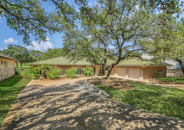 Photo 1 of Single family home for sale at 306 Blue Ground, Horseshoe Bay, TX 78657 | MLS# 1824887 | Listing updated on 2026-09-29