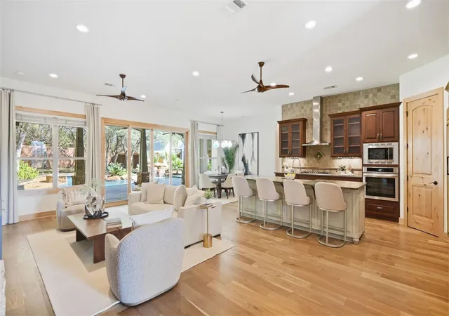 Photo 3 of Single family home for sale at 5910 Hudson Bnd Rd, Austin, TX 78734 | MLS# 1139768 | Listing updated on 2026-10-02