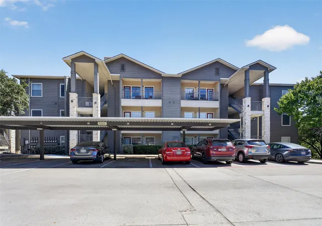 Photo 2 of Condo for sale at 2320 Gracy Farms Ln #812, Austin, TX 78758 | MLS# 2834868 | Listing updated on 2026-10-05