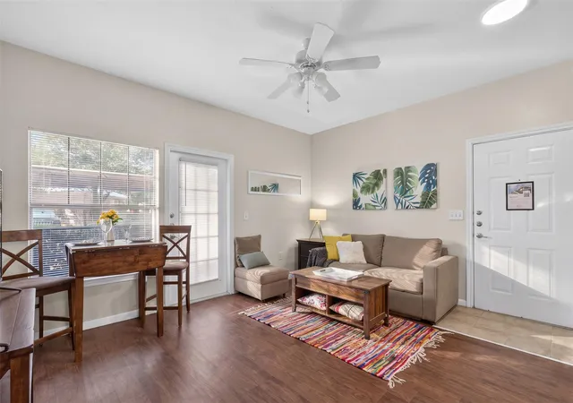 Photo 3 of Condo for sale at 2320 Gracy Farms Ln #812, Austin, TX 78758 | MLS# 2834868 | Listing updated on 2026-10-05