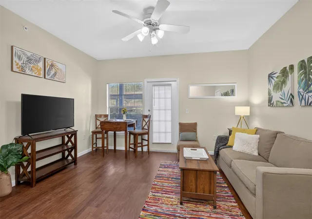 Photo 4 of Condo for sale at 2320 Gracy Farms Ln #812, Austin, TX 78758 | MLS# 2834868 | Listing updated on 2026-10-05