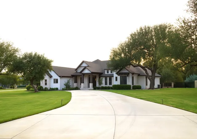 Photo 2 of Single family home for sale at 120 Woodland Hills Dr, Georgetown, TX 78633 | MLS# 9283723 | Listing updated on 2026-10-18