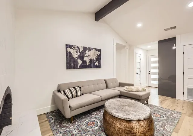 Photo 3 of Single family home for sale at 5236 Meadow Crk Dr, Austin, TX 78745 | MLS# 9926827 | Listing updated on 2026-10-25
