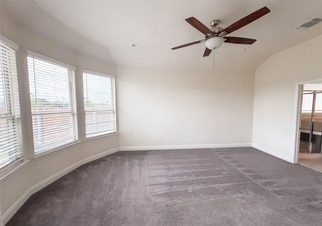 Photo 3 of Single family home for sale at 306 Duroc Dr, Hutto, TX 78634 | MLS# 6462443 | Listing updated on 2026-10-29