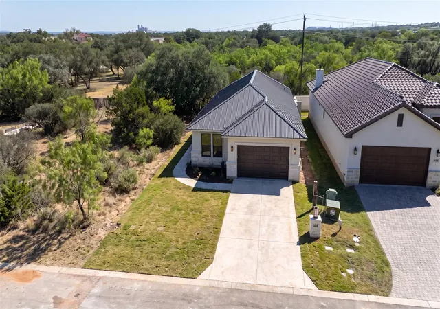 Photo 2 of Single family home for sale at 817 Sun Ray, Marble Falls, TX 78657 | MLS# 6746454 | Listing updated on 2026-09-23