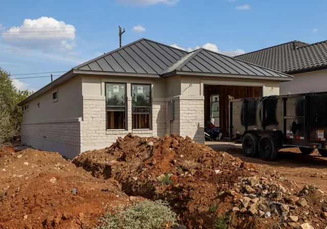 Photo 3 of Single family home for sale at 817 Sun Ray, Marble Falls, TX 78657 | MLS# 6746454 | Listing updated on 2026-09-23