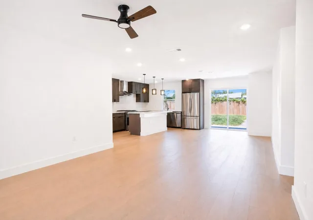 Photo 2 of Single family home for sale at 6706 Cruz St, Austin, TX 78741 | MLS# 8683378 | Listing updated on 2026-09-22