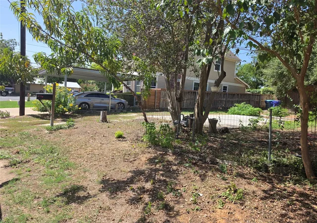 Photo 1 of Land for sale at 102 E Alamo St, Elgin, TX 78621 | MLS# 9499856 | Listing updated on 2026-09-22
