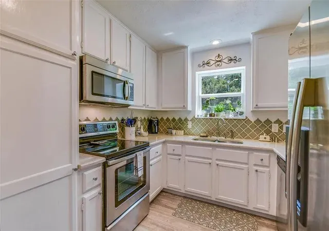 Photo 2 of Condo for sale at 6600 Valleyside Rd #B8, Austin, TX 78731 | MLS# 5158467 | Listing updated on 2026-10-08