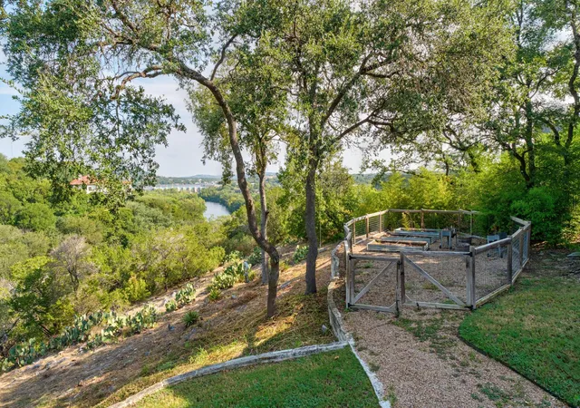 Photo 3 of Single family home for sale at 102 Canyon Cir W, Austin, TX 78746 | MLS# 8260003 | Listing updated on 2026-10-06