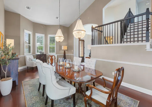 Photo 3 of Single family home for sale at 4720 Mont Blanc Dr, Bee Cave, TX 78738 | MLS# 1590411 | Listing updated on 2026-10-07