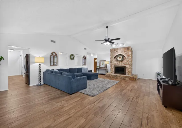 Photo 2 of Single family home for sale at 314 Horsethief Trl, Manchaca, TX 78652 | MLS# 7973508 | Listing updated on 2026-10-21