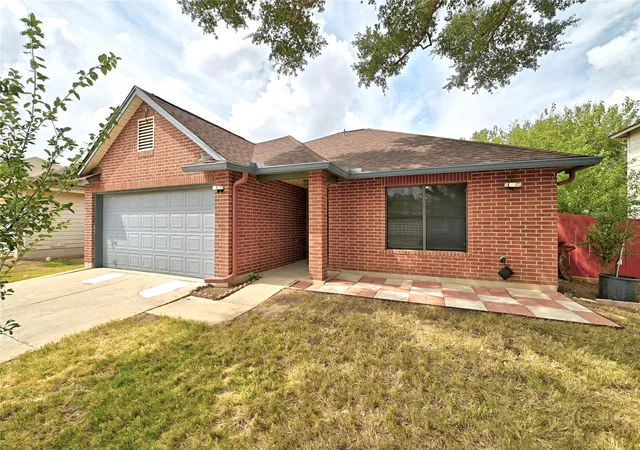 Single family home for sale at 7516 Cats Eye Ln, Austin, TX 78747 | MLS# 2141225
