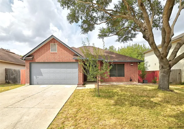 Photo 1 of Single family home for sale at 7516 Cats Eye Ln, Austin, TX 78747 | MLS# 2141225 | Listing updated on 2026-10-07