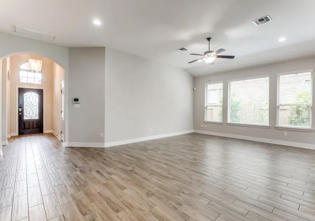 Photo 4 of Single family home for sale at 236 Blue Waterleaf Ln, Georgetown, TX 78626 | MLS# 8898197 | Listing updated on 2026-10-05