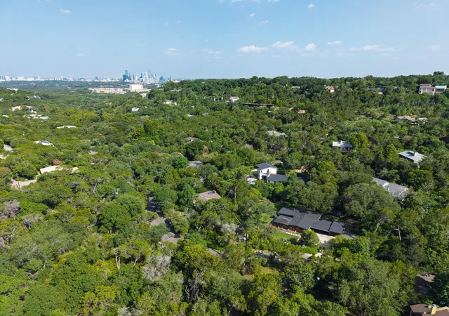Photo 36 of Single family home for sale at 609 Laurel Valley Rd, West Lake Hills, TX 78746 | MLS# 5504749 | Listing updated on 2026-10-07