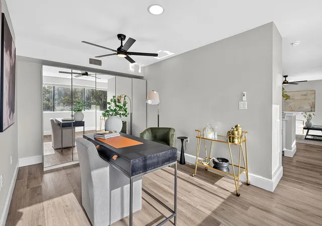 Photo 3 of Condo for sale at 904 West Ave #201, Austin, TX 78701 | MLS# 3409573 | Listing updated on 2026-09-25