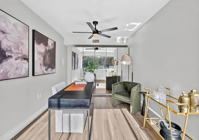 Photo 4 of Condo for sale at 904 West Ave #201, Austin, TX 78701 | MLS# 3409573 | Listing updated on 2026-09-25