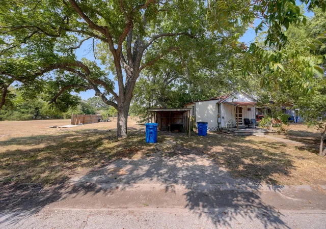 Land for sale at 1317 Hondo St, Lockhart, TX 78644 | MLS# 5833515