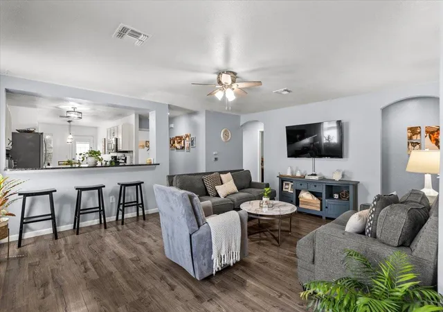Photo 3 of Single family home for sale at 12609 Campana Dr, Del Valle, TX 78617 | MLS# 5557902 | Listing updated on 2026-10-10