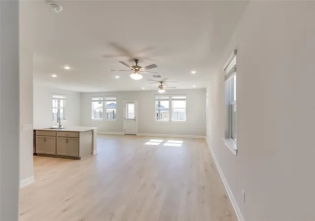 Photo 4 of Single family home for sale at 1005 Legend Milton Ln, Austin, TX 78748 | MLS# 5537062 | Listing updated on 2026-10-07