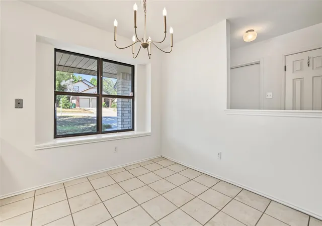 Photo 4 of Single family home for sale at 1202 Ivybridge Dr, Pflugerville, TX 78660 | MLS# 1673387 | Listing updated on 2026-10-09